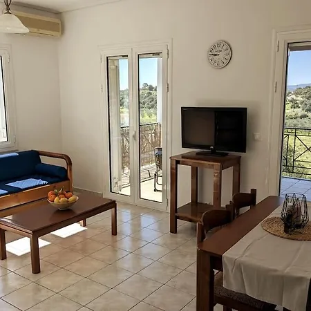 Gemuetliches Apartment 2 Bis 3 Personen Ueberdachte Terrasse Finikounda