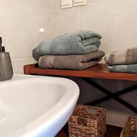 Gemuetliches Apartment 2 Bis 3 Personen Ueberdachte Terrasse Finikounda Lejlighed Finikounta