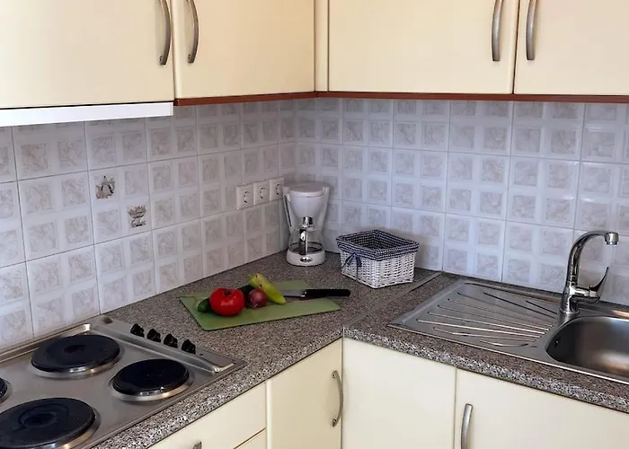 Gemuetliches 2 Bis 3 Personen Ueberdachte Terrasse Φοινικούντα